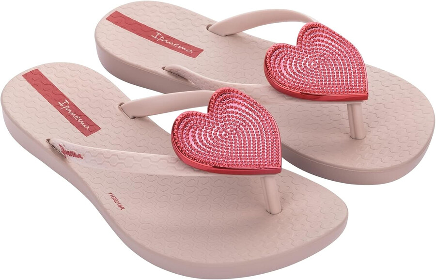 ipanema wave heart ii kids flip flops - stylish and comfortable summer sandals with non-slip sole for active play pink and red size 10-11 sandals