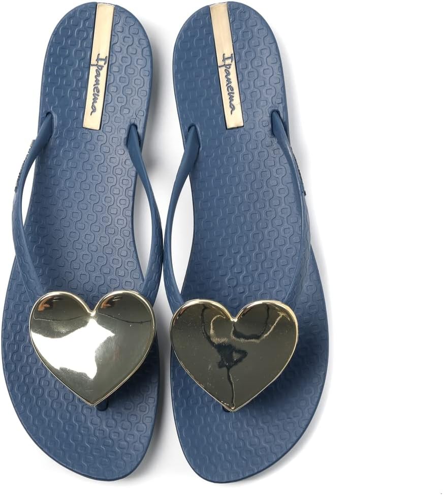 ipanema womens wave heart flip flop - comfortable stylish summer sandal with metallic heart embellishment anatomic footbed non-slip sole navy and gold size 8 clothing shoes jewelry