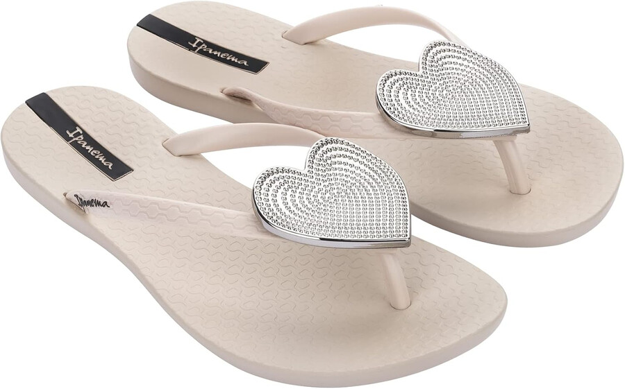 ipanema womens wave heart flip flop - comfortable stylish summer sandal with metallic heart embellishment anatomic footbed non-slip sole beige and silver size 5 flip-flops