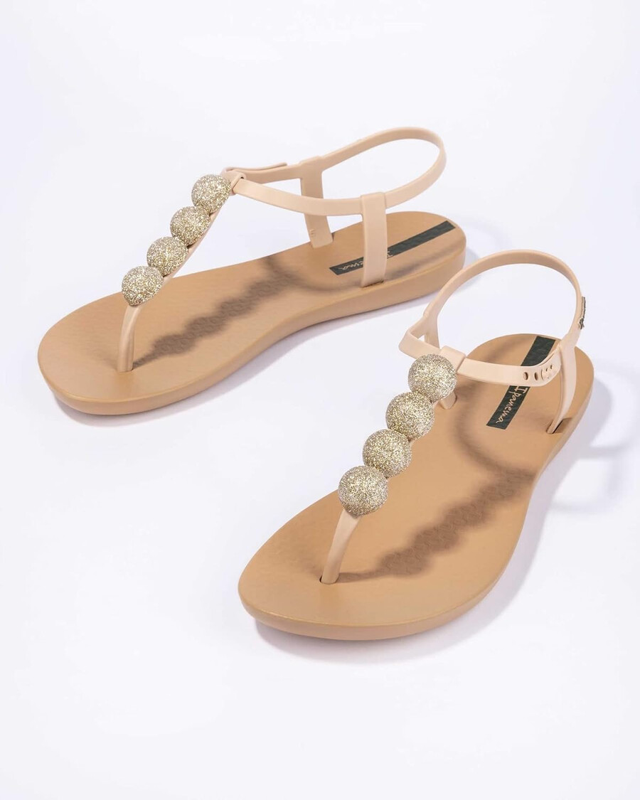 ipanema womens disco sandal - fashionable comfortable versatile eco-friendly summer footwear beige size 8 flip-flops