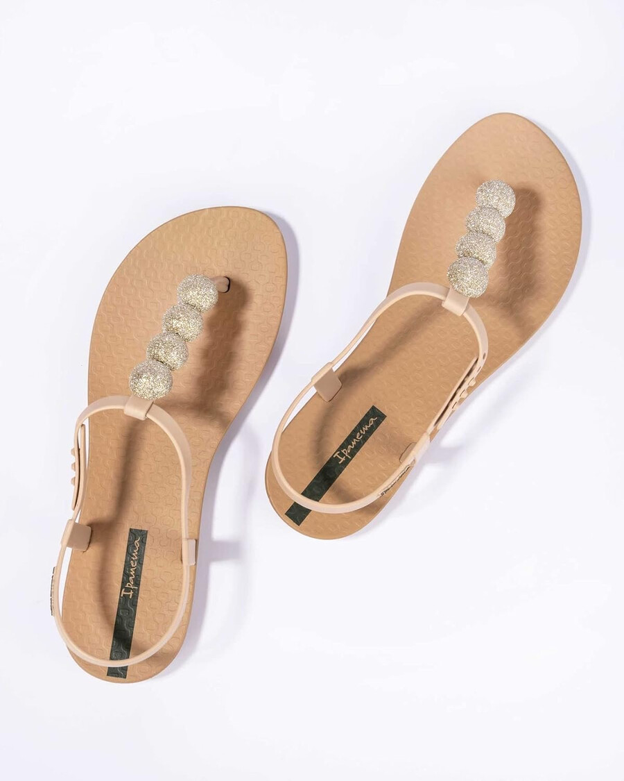 ipanema womens disco sandal - fashionable comfortable versatile eco-friendly summer footwear beige size 8 flip-flops